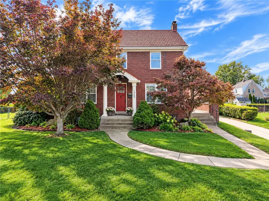 1060 Bank St, Bridgeville, PA 15017 - #2