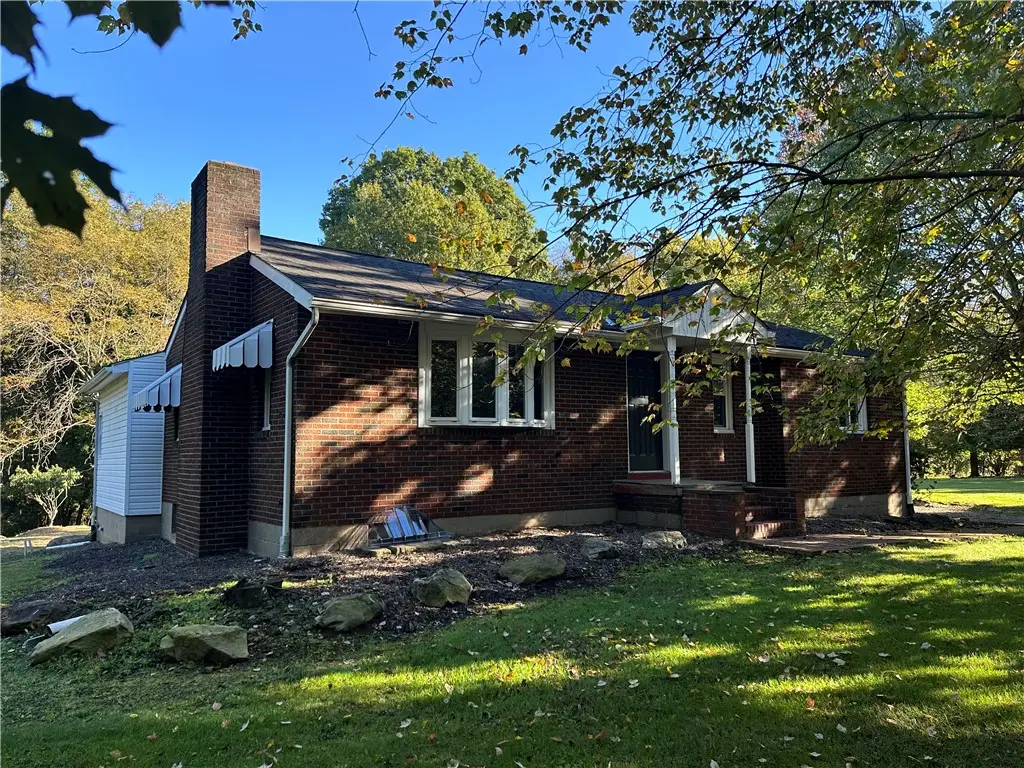2762 Russellton Airport Road, Tarentum, PA 15084 - #1