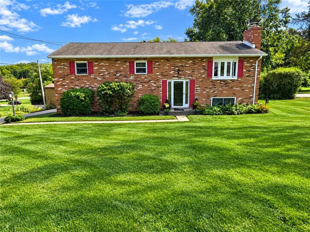 102 Carol Dr, Sarver, PA 16055 - #1
