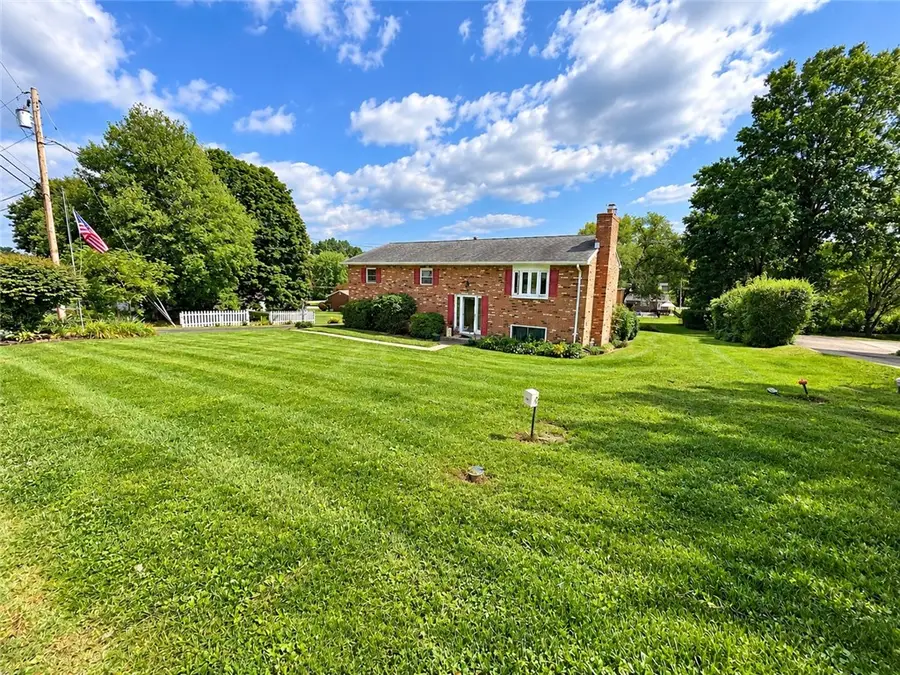 102 Carol Dr, Sarver, PA 16055 - #2