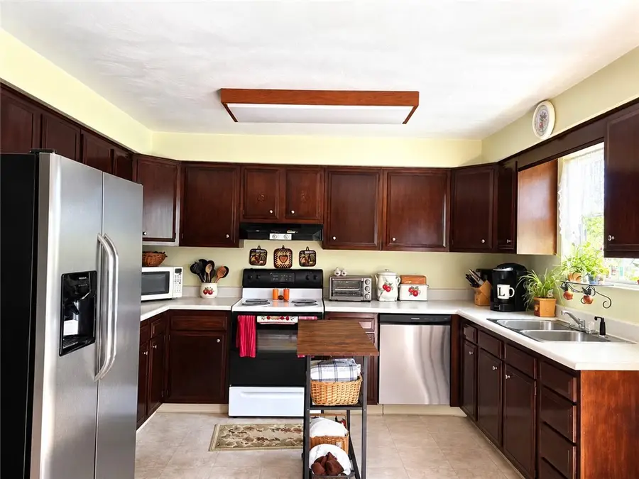 102 Carol Dr, Sarver, PA 16055 - #3