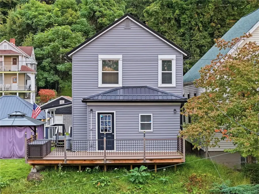 4150 Arnold Ave, Lower Burrell, PA 15068 - #3