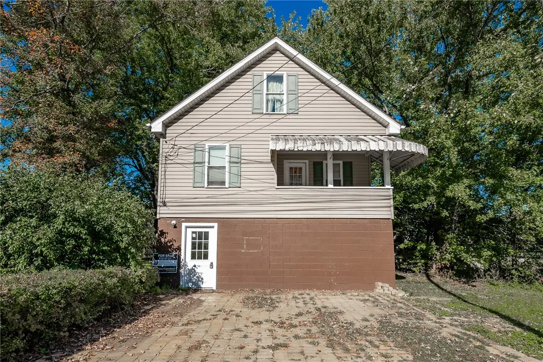 1717 1/2 5th Avenue Extension, Ford City, PA 16226 - #1