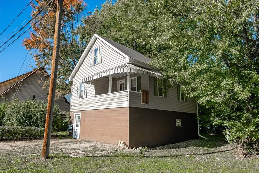 1717 1/2 5th Avenue Extension, Ford City, PA 16226 - #2
