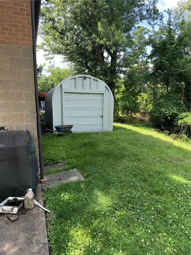3 Arnold Dr, Verona, PA 15147 - #3