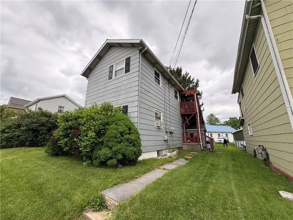 204 N Main St, Punxsutawney, PA 15767 - #1