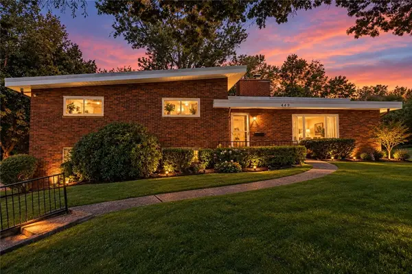 449 Colonial Dr, Monroeville, PA 15146