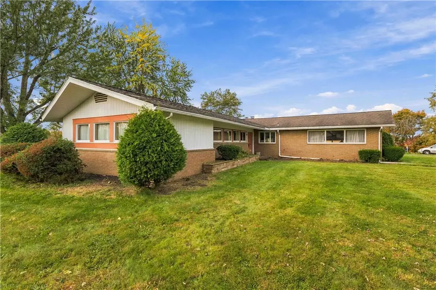 41 Seanor St, Jeannette, PA 15644 - #2