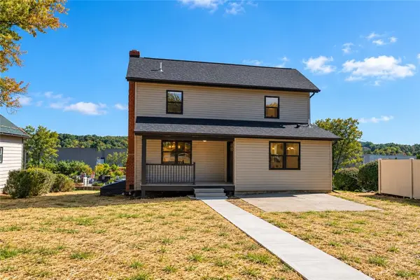 511 N Fourth St, Youngwood, PA 15697