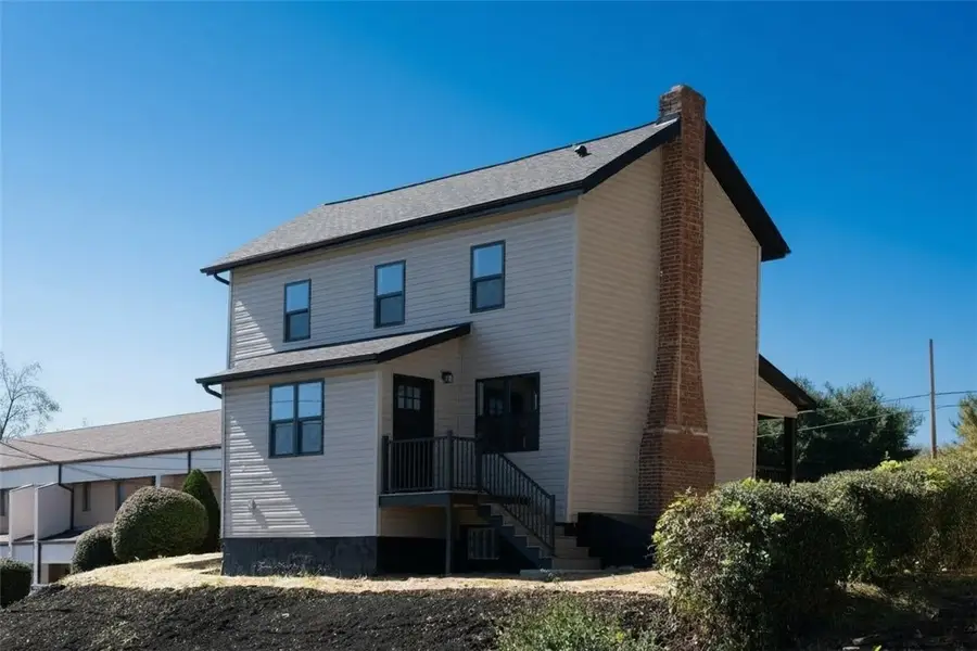 511 N Fourth St, Youngwood, PA 15697 - #3