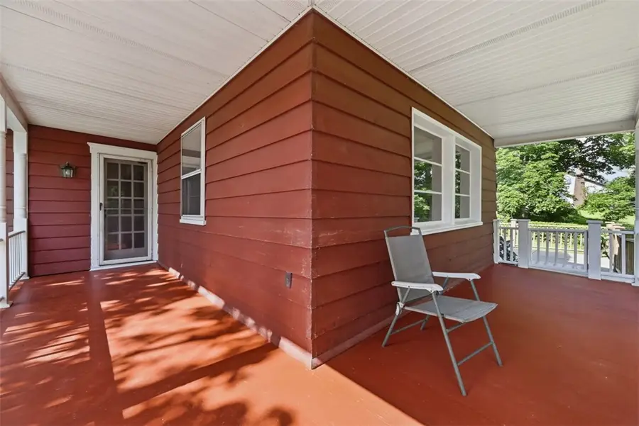 6113 Valencia Rd, Valencia, PA 16059 - #3