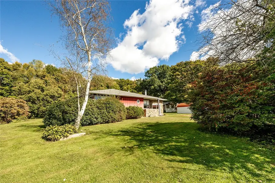 215 Lake Wilhelm Rd, Clarks Mills, PA 16114 - #3