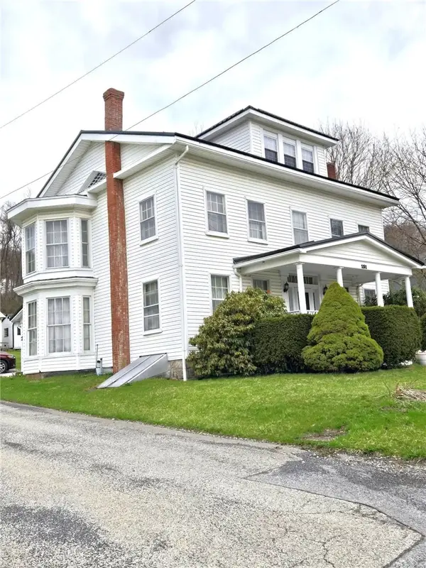 151 Front St, Cherry Tree, PA 15724