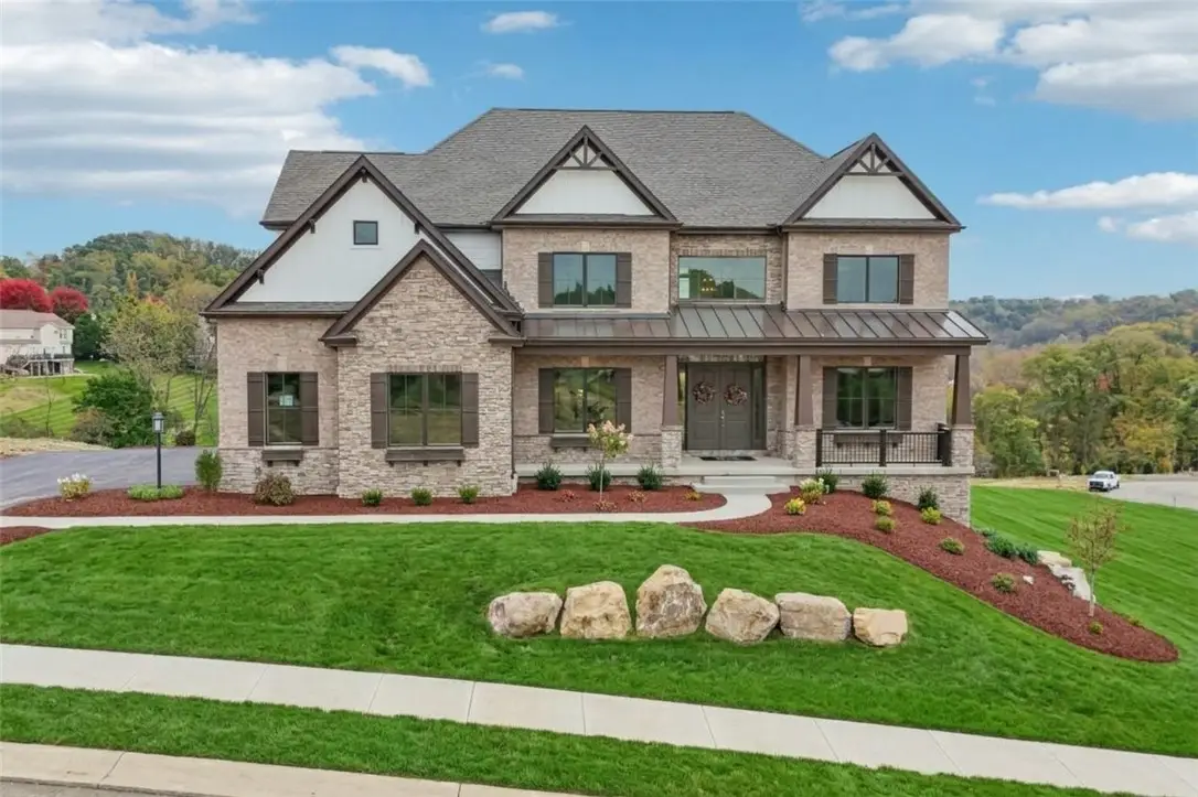 145 Wild Briar Dr, Venetia, PA 15367 - #1
