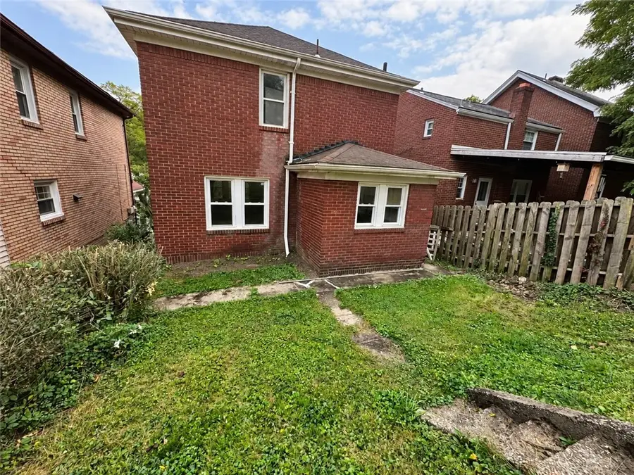 2308 Starkamp St, Pittsburgh, PA 15226 - #2
