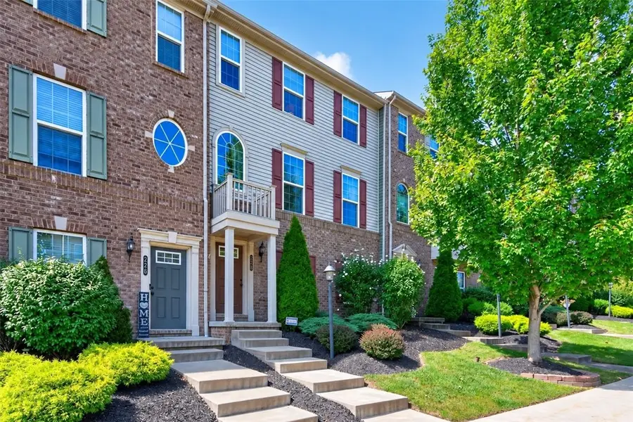 228 Thornapple Ln, Cranberry, PA 16066 - #2