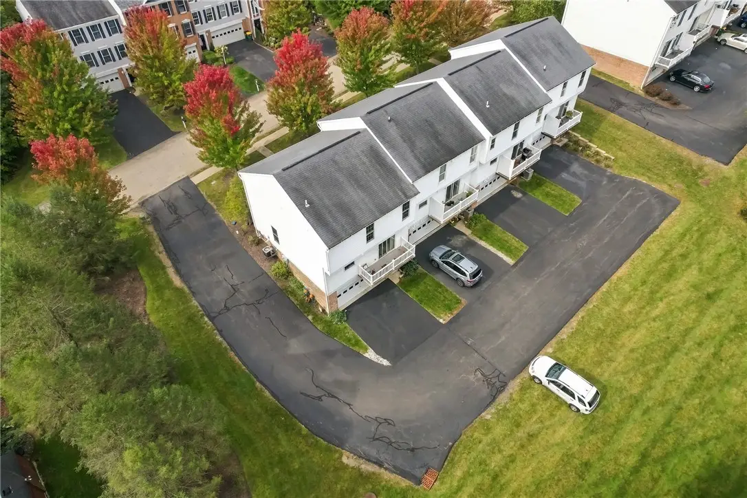 600 Hunting Creek Rd, Canonsburg, PA 15317 - #1