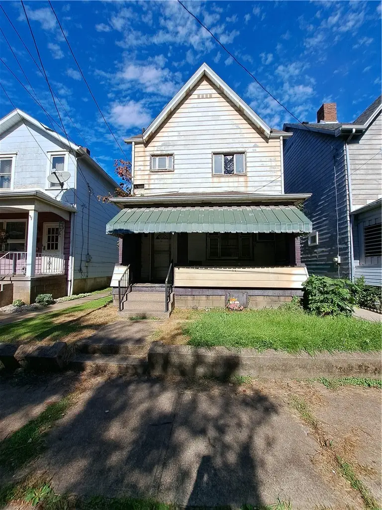 51 Linden St, Natrona Heights, PA 15065 - #1