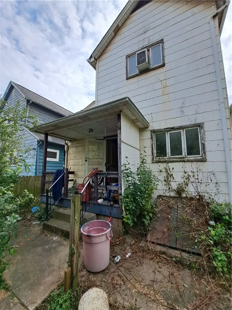 51 Linden St, Natrona Heights, PA 15065 - #3