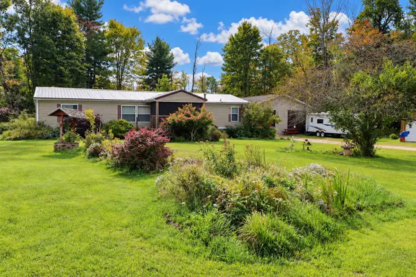 36719 Lake Road, Union City, PA 16438