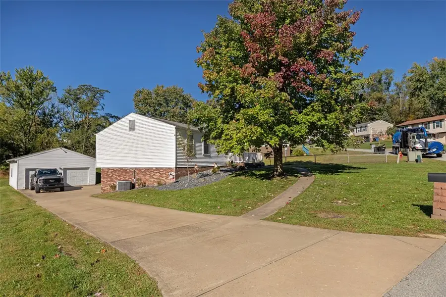 1990 Tara Dr, North Huntingdon, PA 15642 - #3