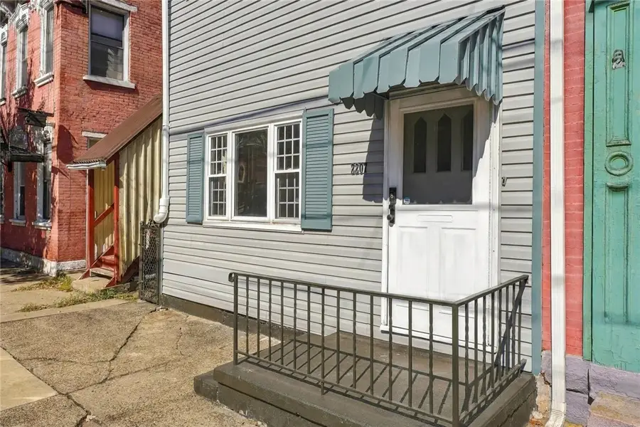 2207 Sarah Street, Pittsburgh, PA 15203 - #2