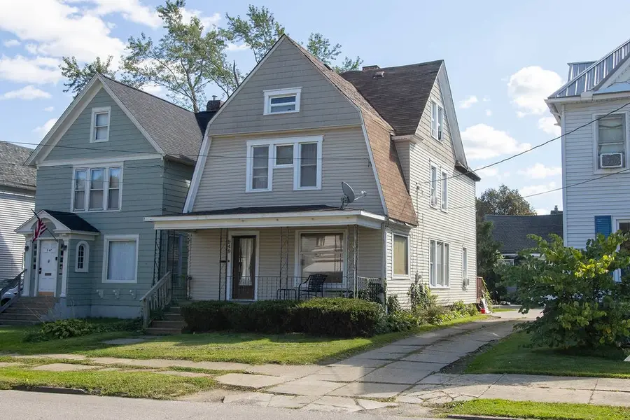 949 W 8th St, Erie, PA 16502 - #3