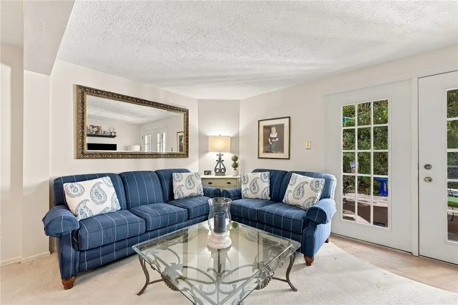 1301 Timberidge Dr, Bethel Park, PA 15102 - #3