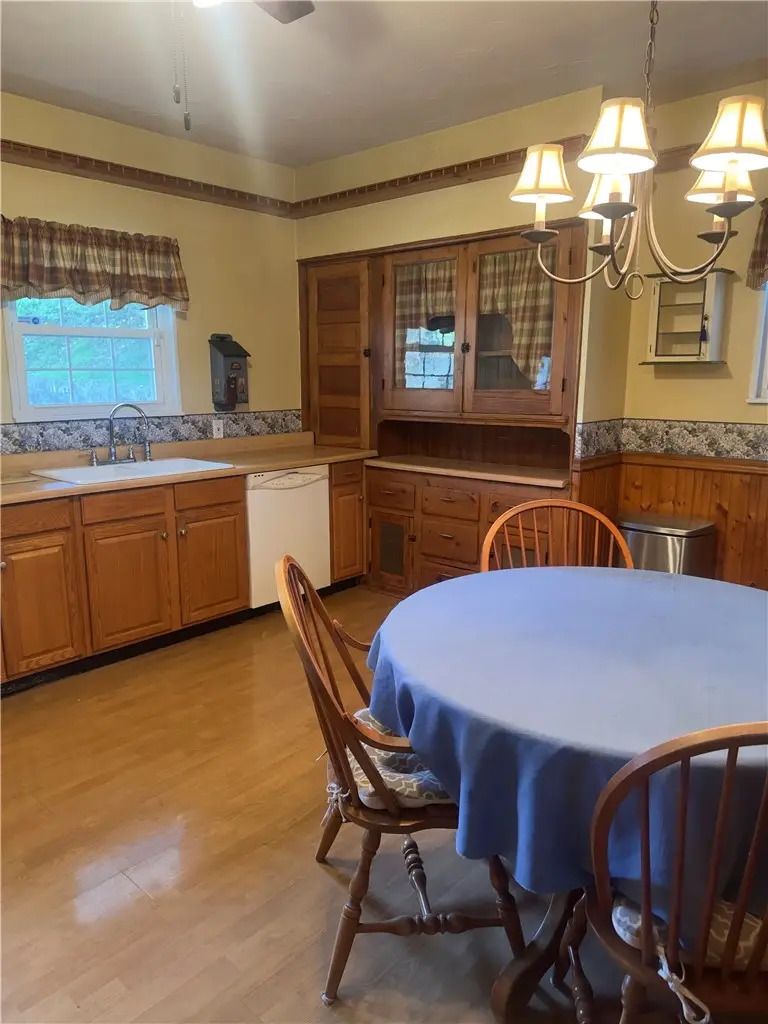 864 Forest Ave, Homestead, PA 15120 - #2
