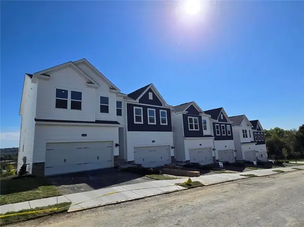 204 Paddock Lane, Harmony, PA 16037