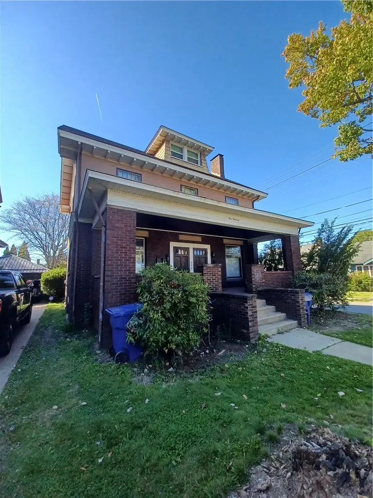 100 2nd St, Ellwood City, PA 16117 - #1