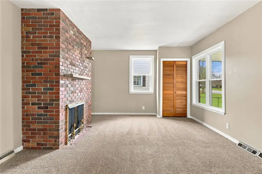 87 United Rd, Mount Pleasant, PA 15666 - #2