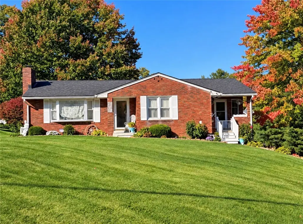 207 Central Dr, Butler, PA 16001 - #1