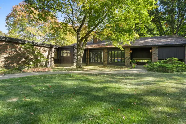 101 Springhouse Lane, Pittsburgh, PA 15238