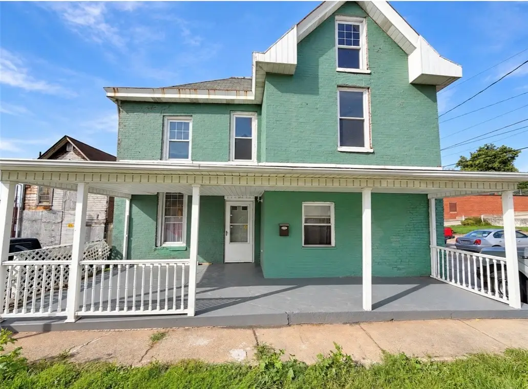 118-120 S Carnegie Ave, Connellsville, PA 15425 - #1