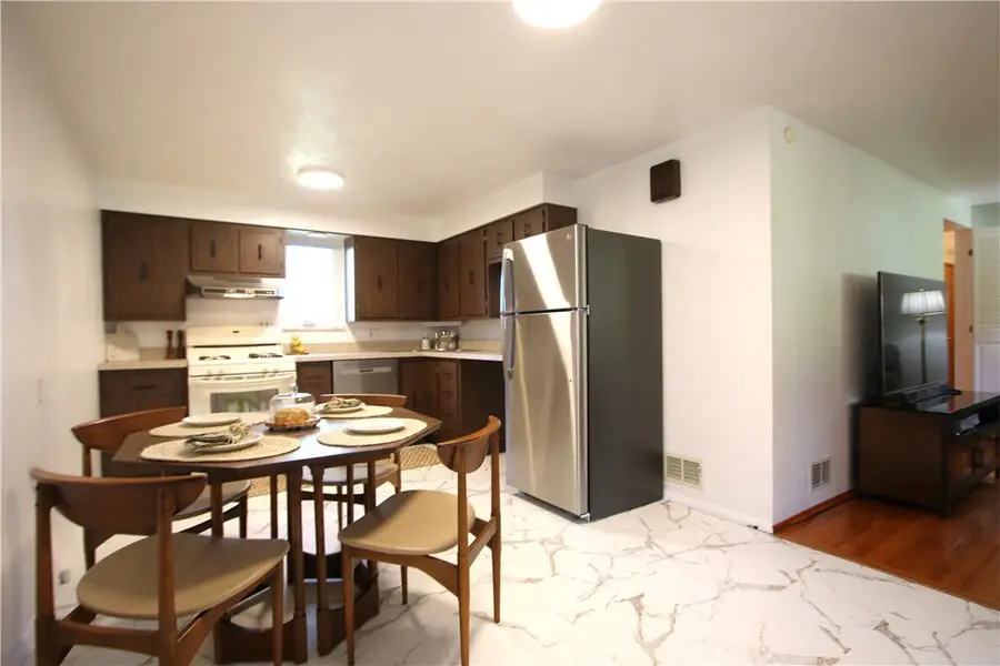 4548 Mapledale Drive, Homestead, PA 15120 - #3