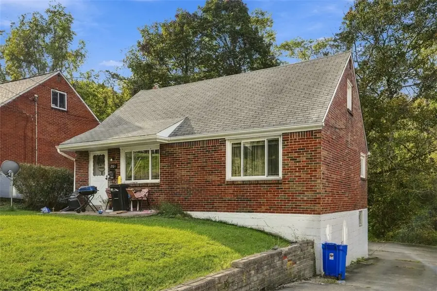 201 Key Dr, Pittsburgh, PA 15235 - #2