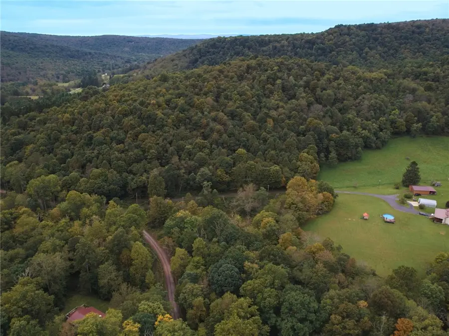 999 Beaver Ck Rd, Markleysburg, PA 15459 - #3