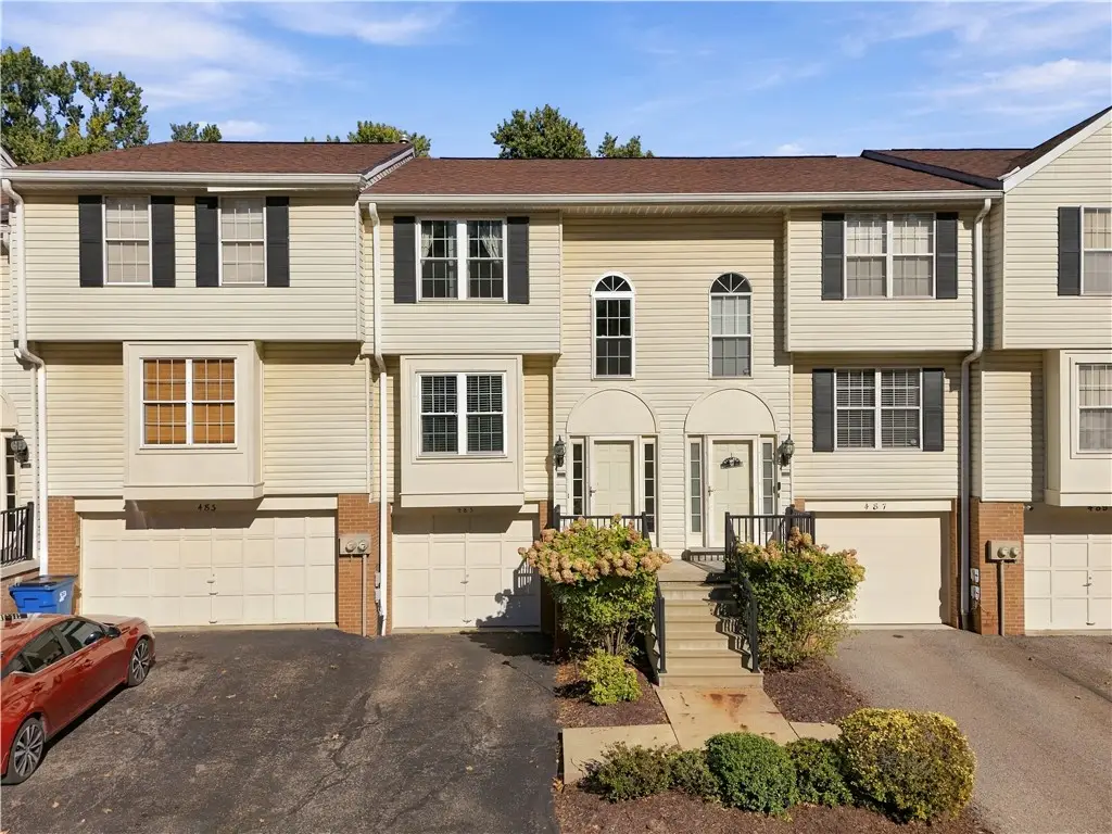 485 Shadywood Dr, Pittsburgh, PA 15235 - #1
