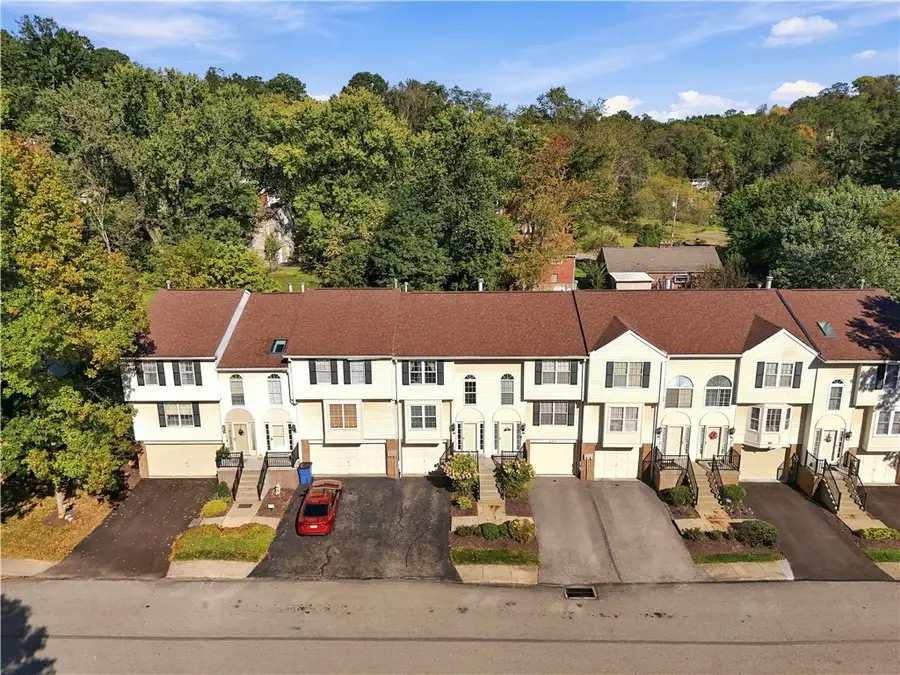485 Shadywood Dr, Pittsburgh, PA 15235 - #3