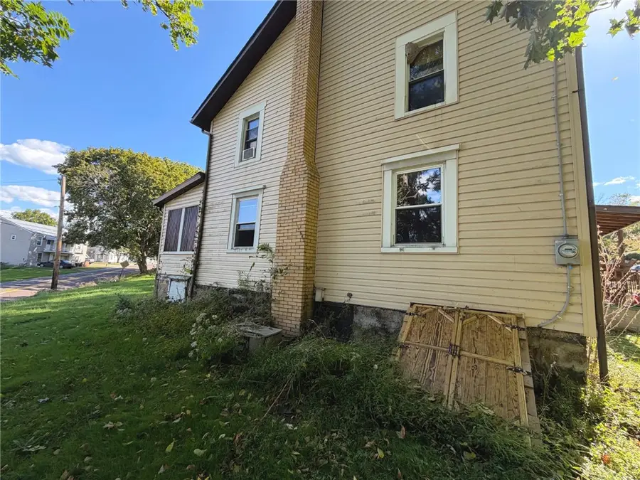 11 Kepple Rd, Leechburg, PA 15656 - #3