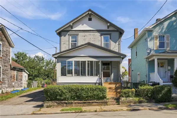 1911 Mcclure St, Homestead, PA 15120