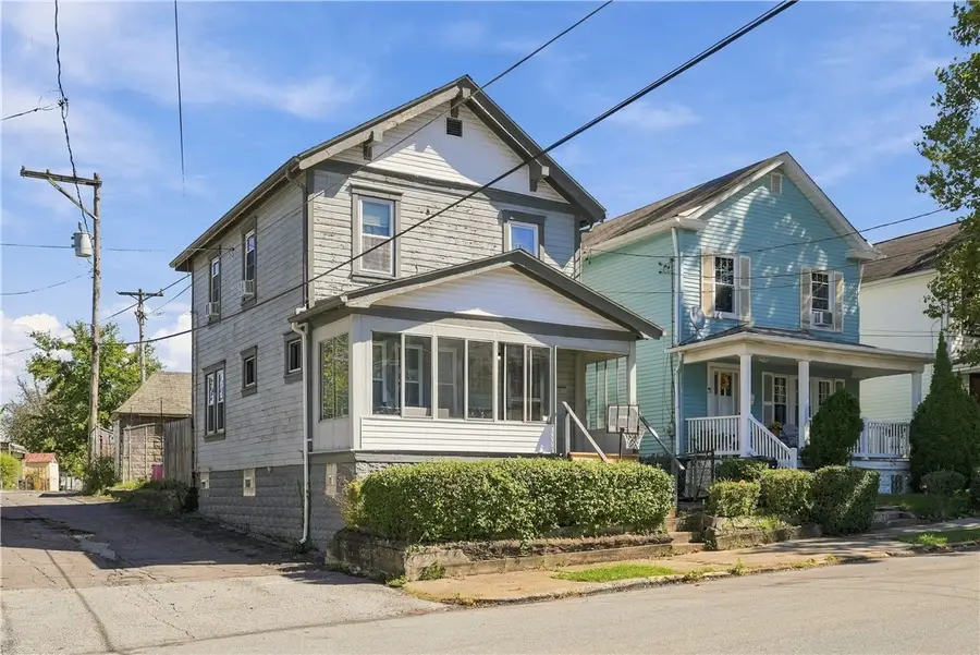 1911 Mcclure St, Homestead, PA 15120 - #2