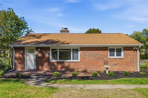 2400 Milford Dr, Bethel Park, PA 15102