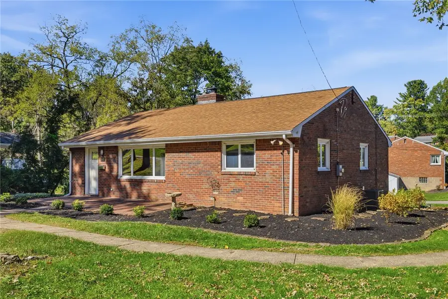 2400 Milford Dr, Bethel Park, PA 15102 - #2