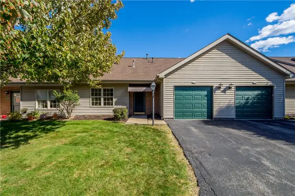 1407 Greenbriar Ct, South Park, PA 15129