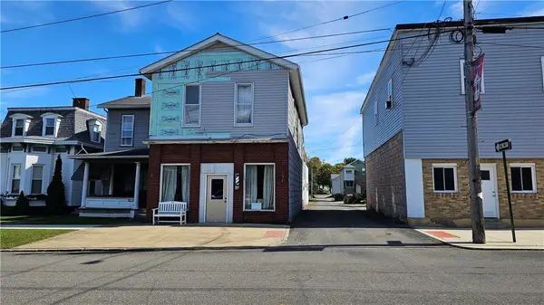 66 Lake St, Stoneboro, PA 16153