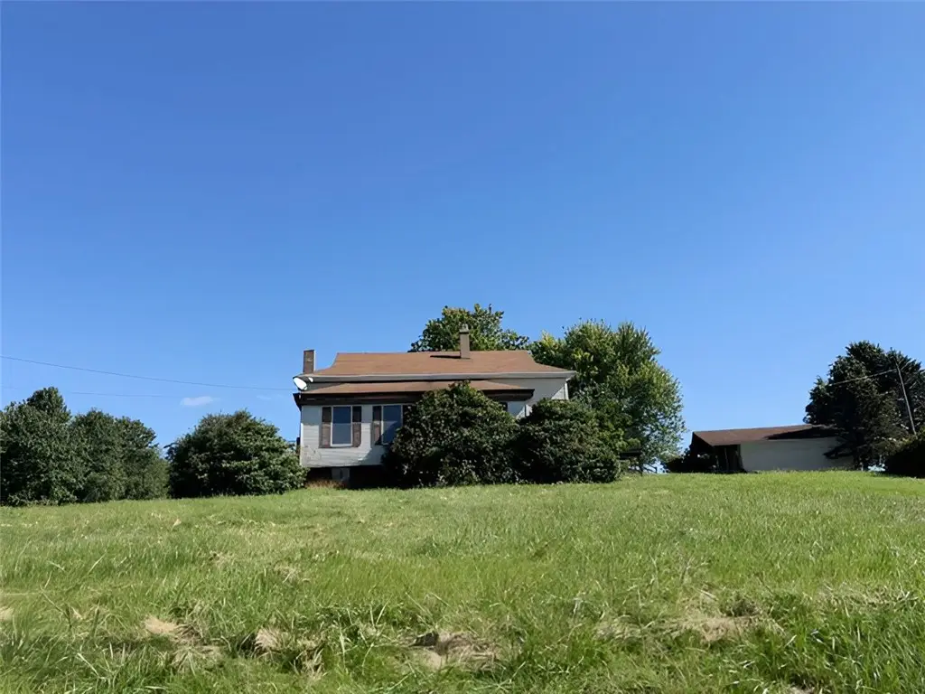 259 Pump Station Rd, New Alexandria, PA 15670 - #1