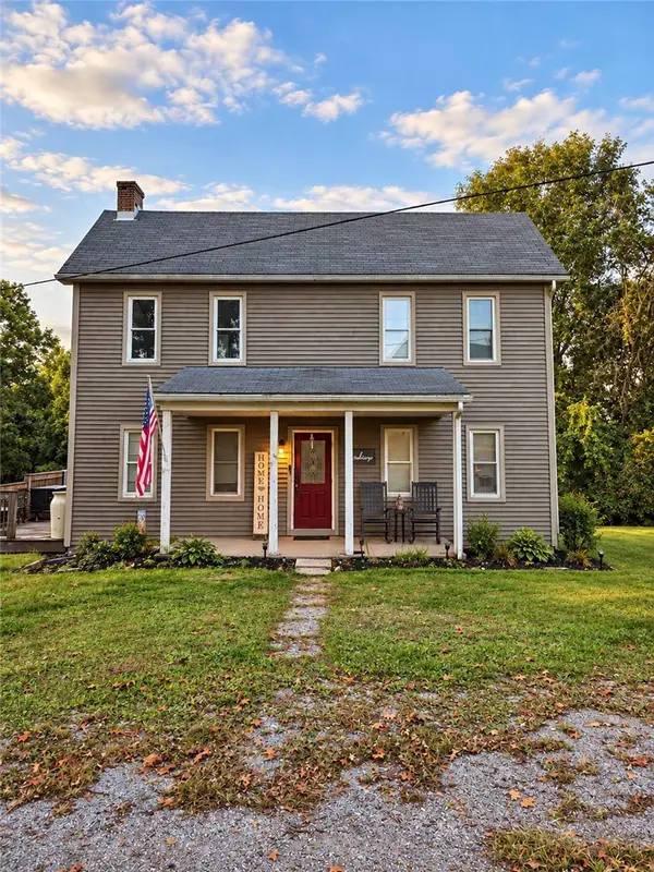 46 Chapel Hill Rd, Claysville, PA 15323