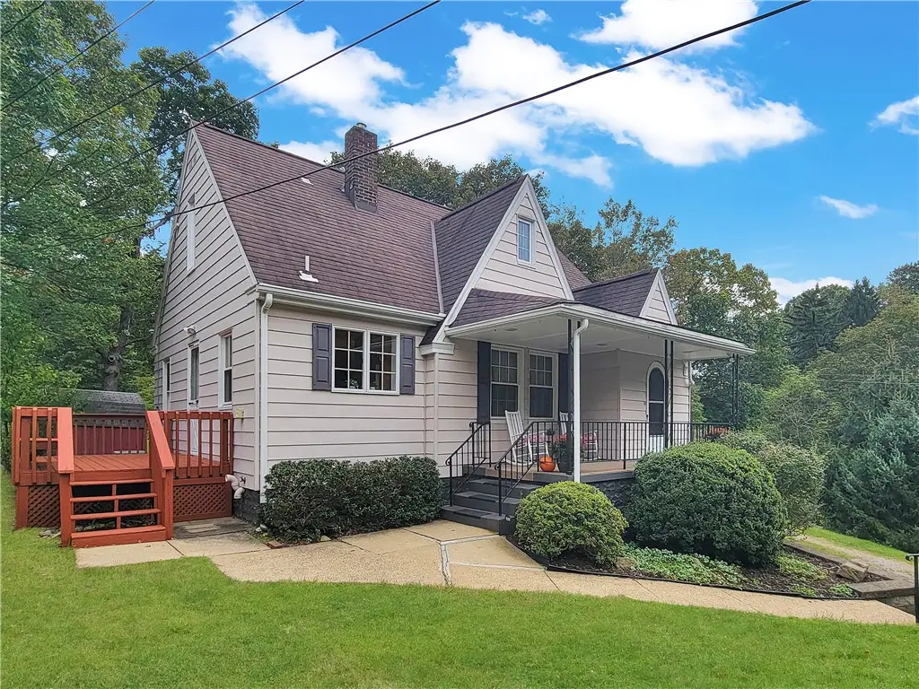 8210 Eleanor St, Pittsburgh, PA 15237 - #1